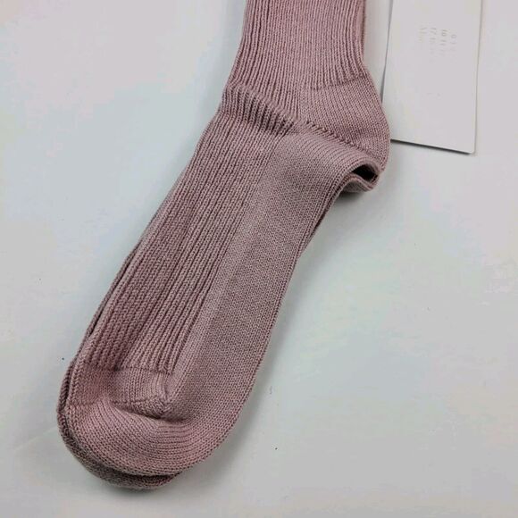 Maison Margiela Ribbed Soft Cashmere Socks - Picture 7 of 7